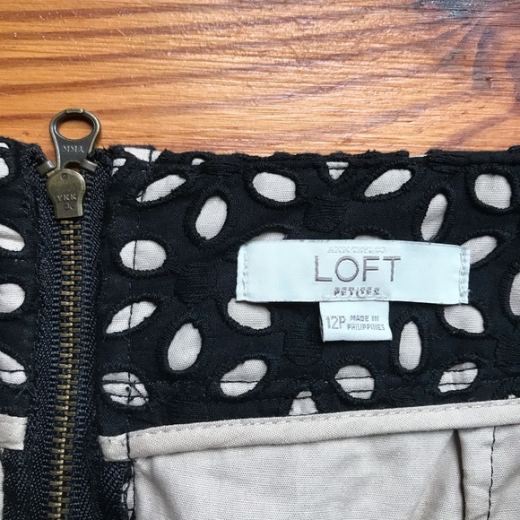 Loft Petites Black Nude Lace Pencil Skirt, EUC, 12P - Picture 3 of 9